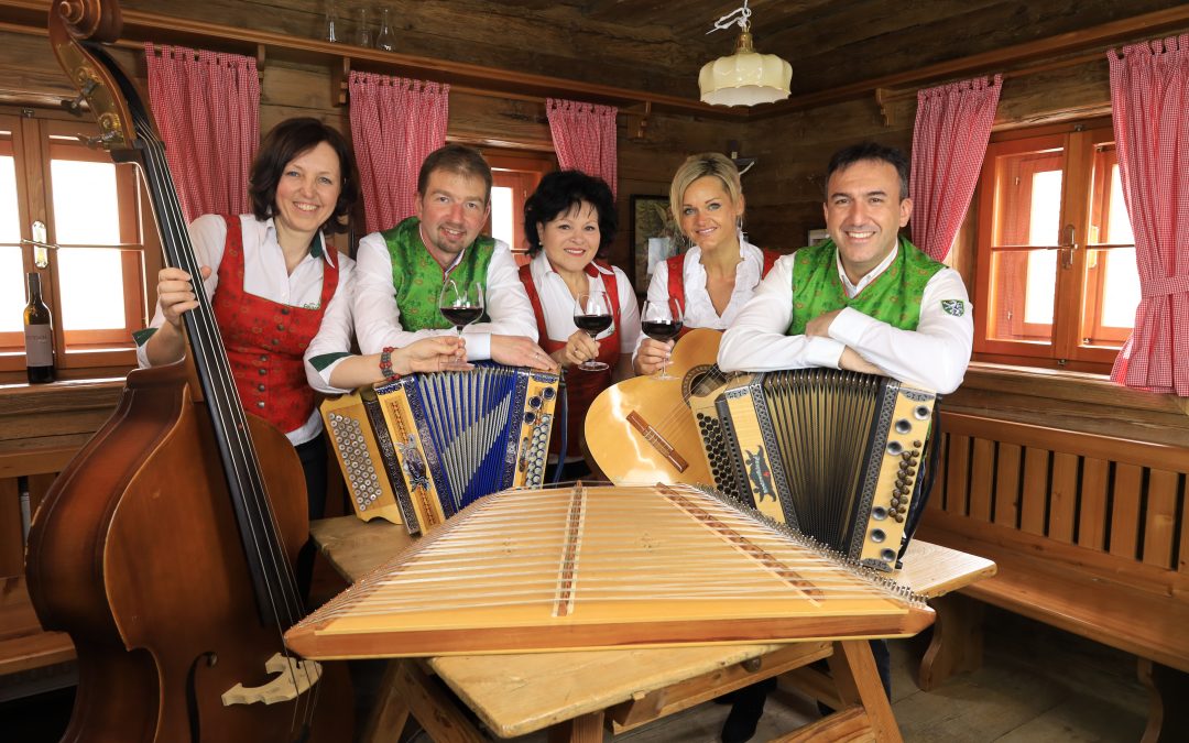 Die erste CD der Stoani-Haus-Musi